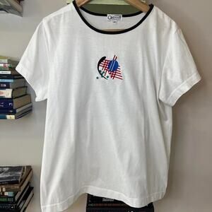 Quantum by Hanasport Vintage Embroidered Tennis Tee  Size M PTP 20”